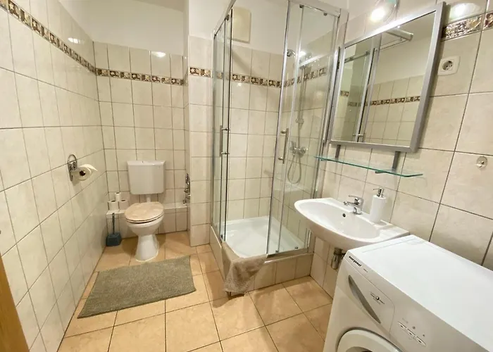 Orangehomes One Bedroom Design